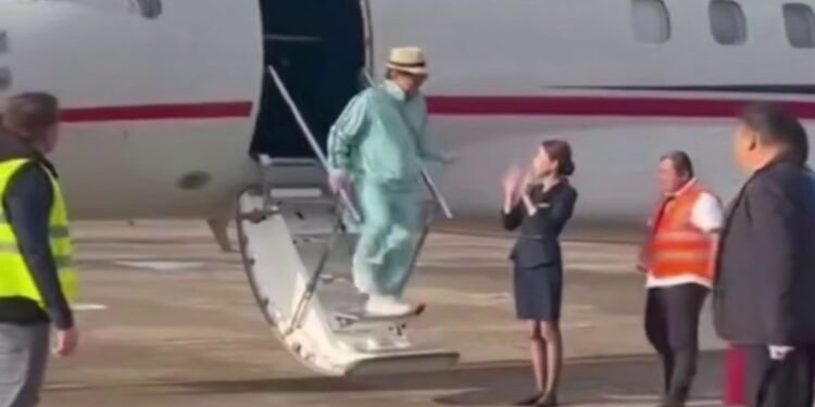 Визит Джеки Чана в Казахстан вызвал вопросы