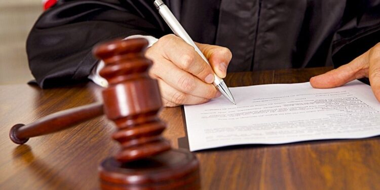 В Семее студента приговорили к пожизненному за изнасилования детей