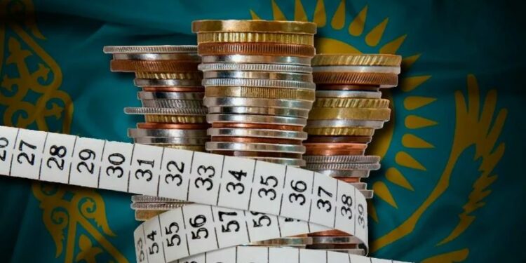 Проект 3-летнего бюджета и прогноз развития внесли в парламент РК