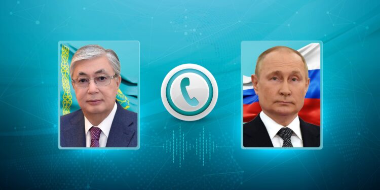 Токаев и Путин провели телефонный разговор