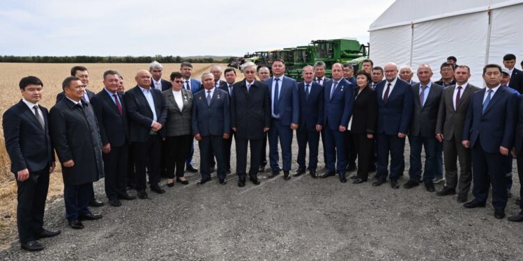 Сельское хозяйство – это наш актив: Токаев обратился к агропроизводителям