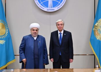 Президент Казахстана встретился с главой управления мусульман Кавказа