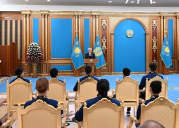 Токаев наградил казахстанских боксёров за триумф в Ливерпуле