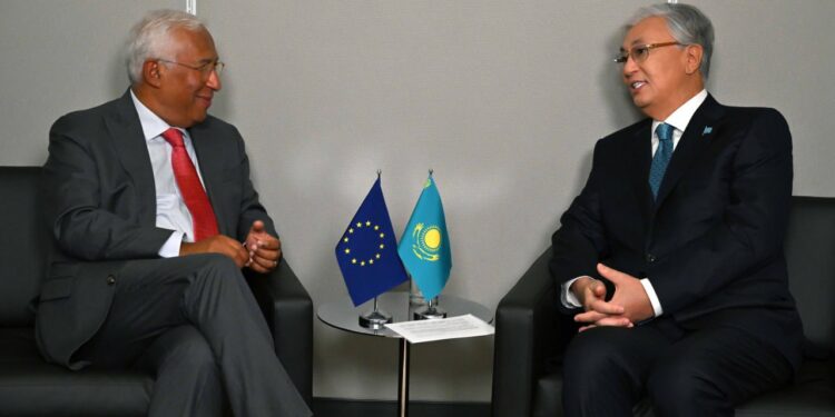 Президент Казахстана и глава Евросовета договорились о продолжении взаимовыгодного сотрудничества