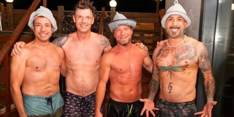 Backstreet Boys попарились в бане в Астане (ФОТО)