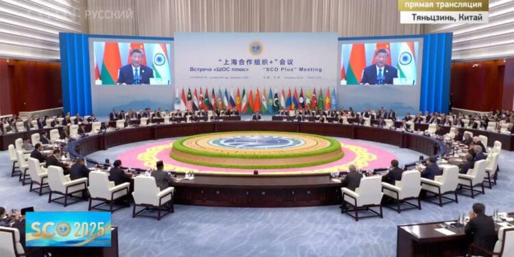 Си Цзиньпин призвал ШОС стать лидером в реформе глобального управления