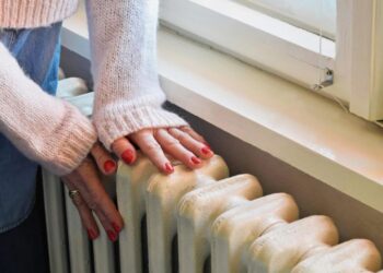 Без отопления, канализации и воды: в акимате Жезказгана ответили на жалобы жителей