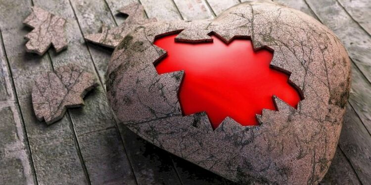 Свидание обернулось грабежом: алматинца обманула девушка из интернета (ВИДЕО)