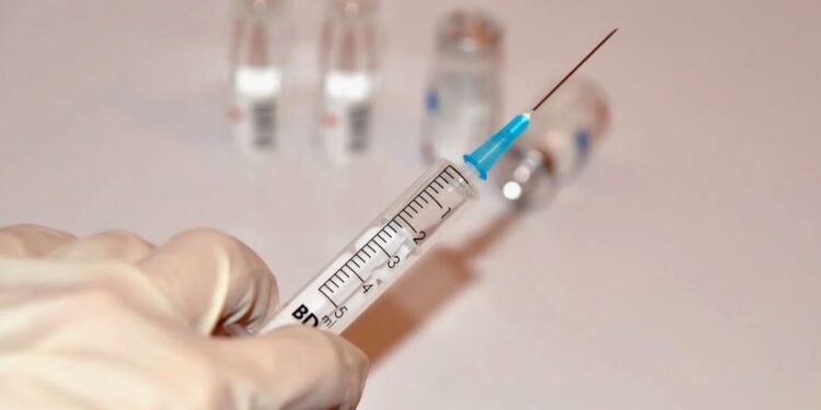 Два человека умерли после укола в частных кабинетах Мангистау