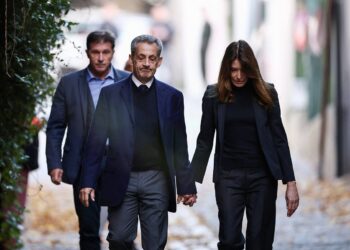 Николя Саркози отправился в тюрьму: экс-президент Франции начнёт отбывать срок