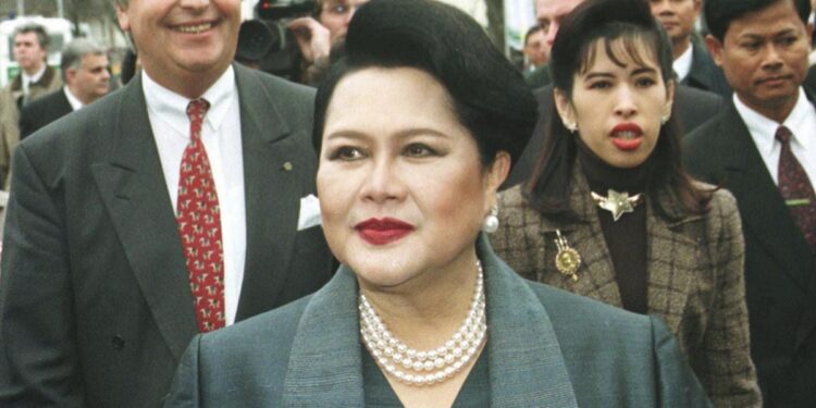 Токаев выразил королю Таиланда соболезнования в связи со смертью королевы-матери