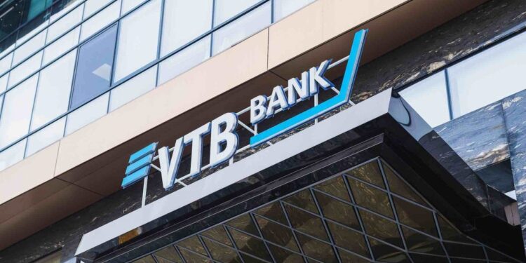 ВТБ Казахстан попал под санкции Евросоюза
