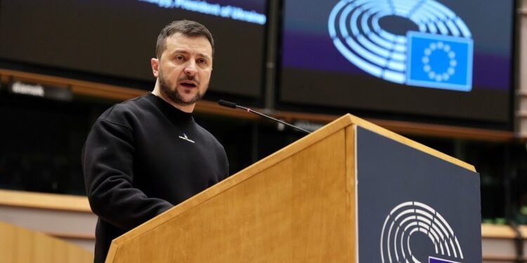 Война Украины с Россией: Зеленский заявил о невозможности территориальных уступок