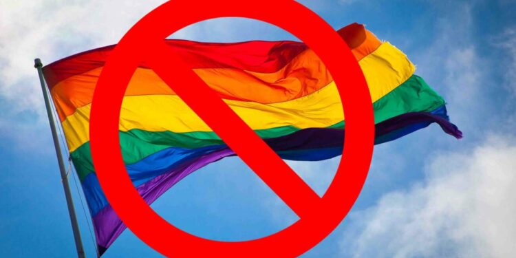 В Мажилисе объяснили суть поправок о запрете пропаганды ЛГБТ