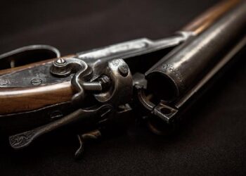 Застрелился из ружья? Полиция расследует смерть чиновника в Атырауской области