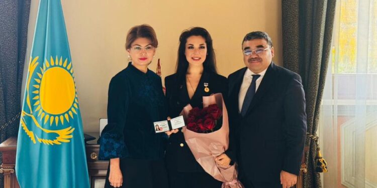 Оперная певица Мария Мудряк награждена указом президента