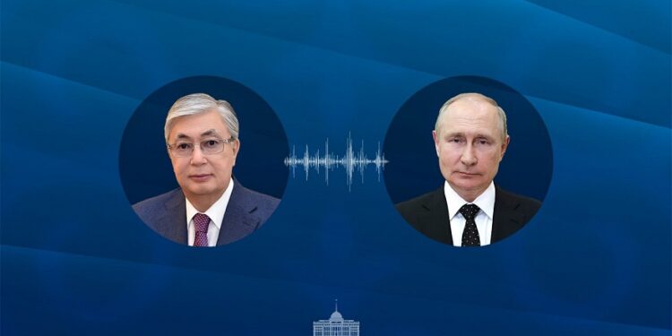 Токаев обсудил с Путиным свой предстоящий визит в Москву