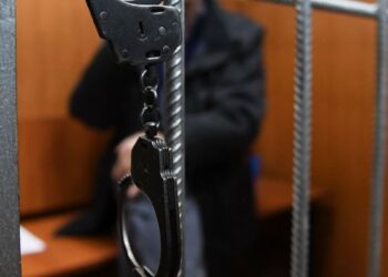 Взрослые избили 18-летнего парня: полиция Алматы задержала участников драки