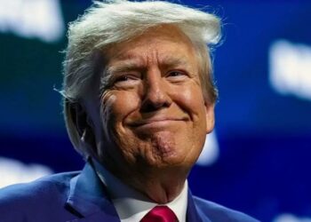 Трамп снова в своём стиле — оговорился и тут же перевёл всё в шутку