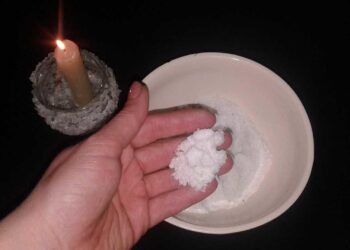 За «ритуал с солью» жительница Жамбылской области получила штраф