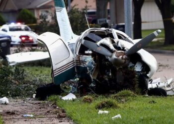 Люди погибли в результате крушения самолёта в США