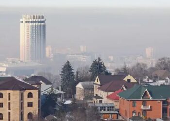 Костры, шашлычные и салюты под запретом: Алматы стремится к жизни без смога