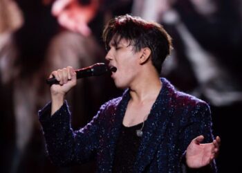 Димаш Кудайберген покорил Мексику после триумфа в Нью-Йорке (ВИДЕО)