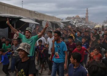 Перемирие между Израилем и ХАМАС вступило в силу