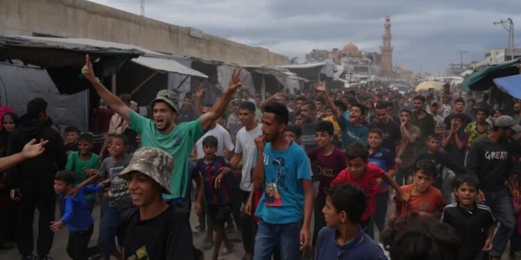 Перемирие между Израилем и ХАМАС вступило в силу