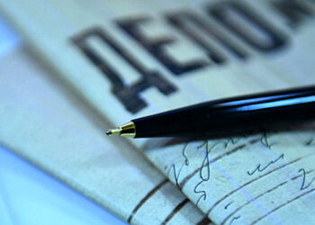 Возобновить дела против Назарбаева требует депутат (ВИДЕО)