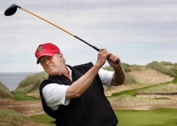 Трамп сыграл в гольф с внучкой под трек Скриптонита (ВИДЕО)