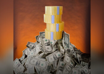 Скотч за 99 тысяч тенге: АФМ нашло махинации в госзакупках