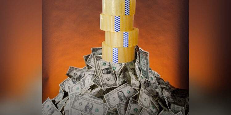 Скотч за 99 тысяч тенге: АФМ нашло махинации в госзакупках