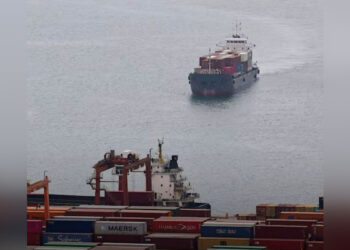 Морская торговая война: США и Китай обменялись портовыми пошлинами