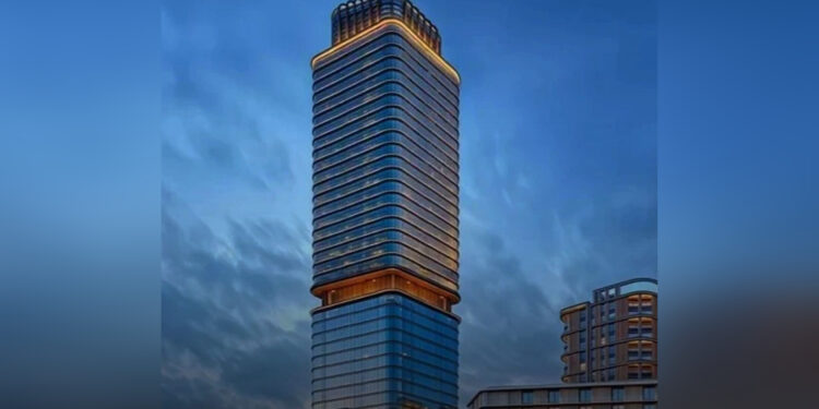 Скандал вокруг 40-этажного ЖК: аким Алматы объяснил, почему не могут запретить стройку