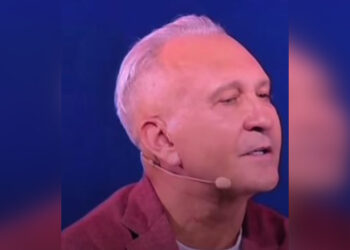 Шквал критики вызвал форум BeWoman в Алматы (ВИДЕО)