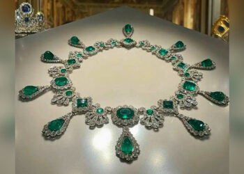 Дерзкое ограбление в Лувре: стало известно, что похитили грабители