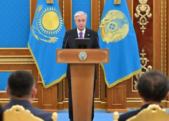 Вклад учителей в процветание Казахстана бесценен: Токаев поздравил педагогов с Днём учителя