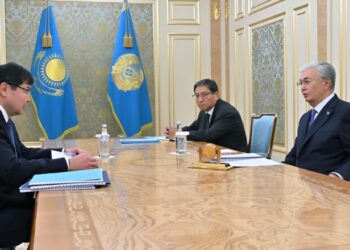 Министр финансов сообщил Токаеву, что госаудит выявил нарушения на 337 млрд тенге