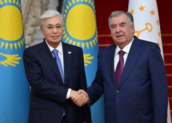 О чём переговорили президенты Казахстана и Таджикистана?
