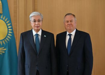 Токаев принял главу правления банка ВТБ