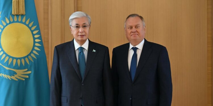 Токаев принял главу правления банка ВТБ