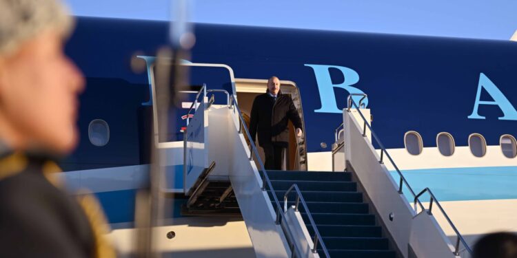 Ильхам Алиев прибыл с госвизитом в Казахстан (ВИДЕО)