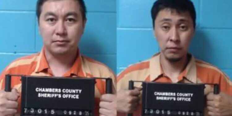 В США арестованы двое казахстанцев за перевозку наркотиков