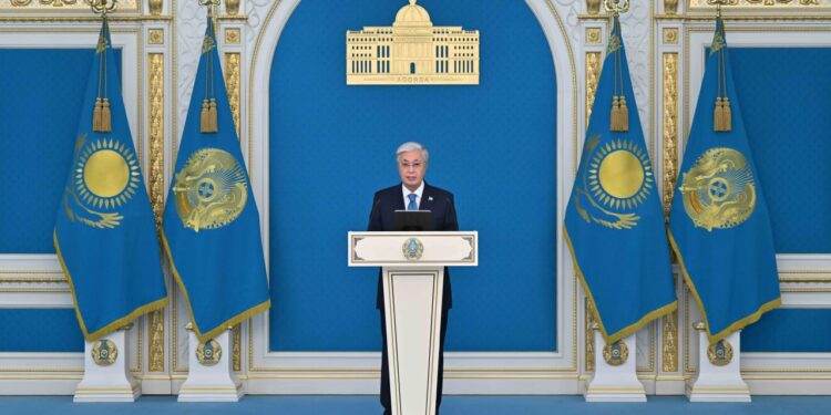 Токаев в ходе телемоста запустил завод KIA Qazaqstan (ВИДЕО)