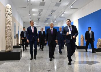 Касым-Жомарт Токаев и Александр Стубб посетили Национальный музей