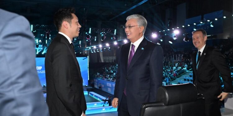 Токаев посетил Кубок президента по настольному теннису