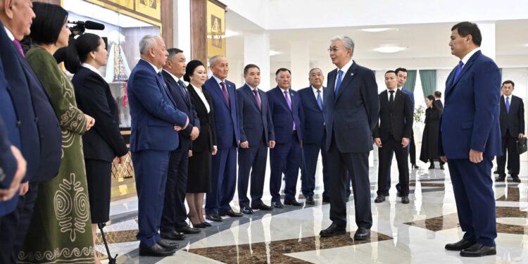 Глава государства в Кызылорде встретился с общественностью региона