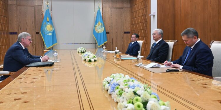 Глава государства принял ректора МГИМО