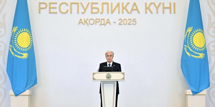 Токаев выступил на торжестве в честь Дня Республики